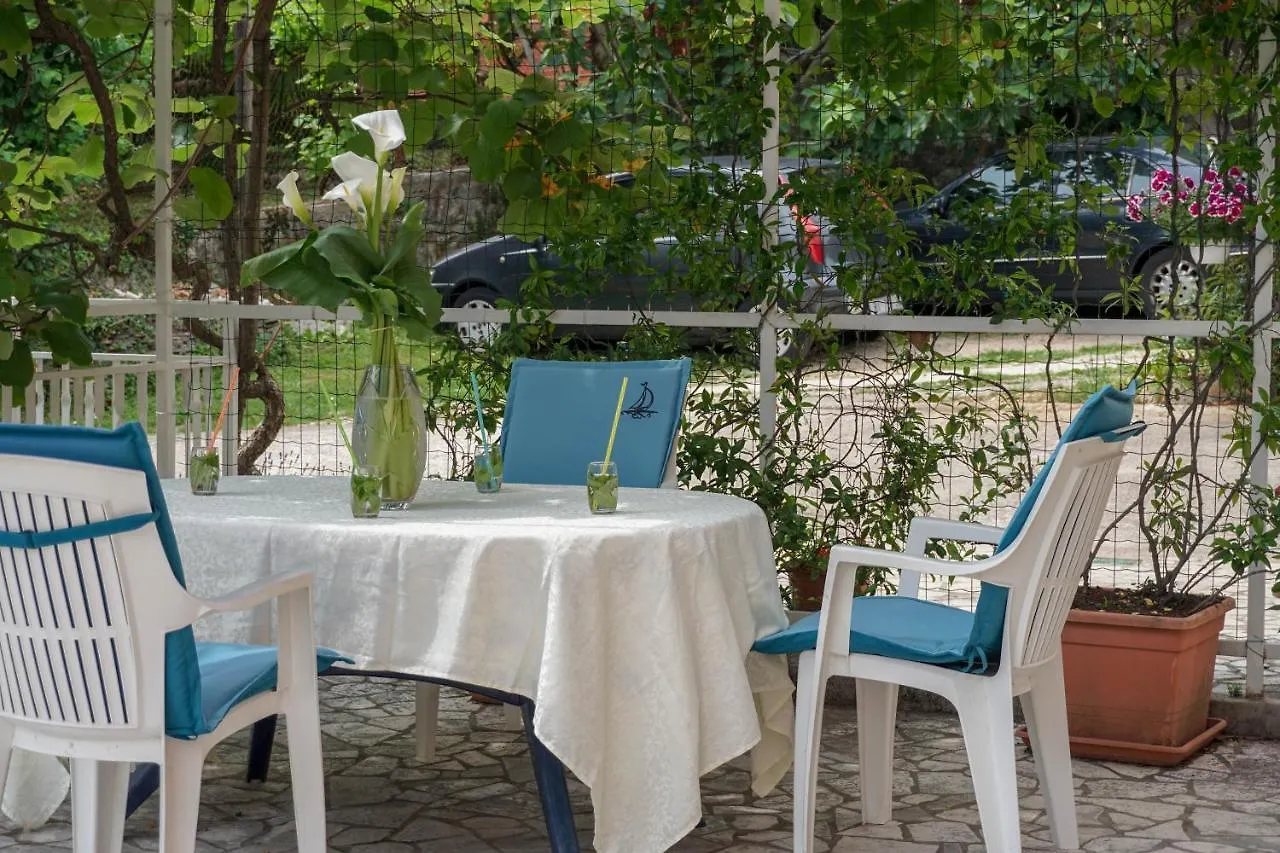 Apartments Jakov Lovran